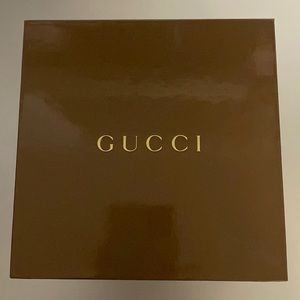 AUTHENTIC Gucci watch box with watch manual. Watch not included